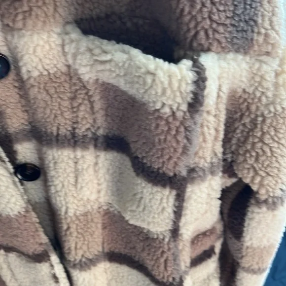 Bass Outdoor Women’s Tan And Brown Sherpa Shacket, Size Large NWT - Picture 2 of 11